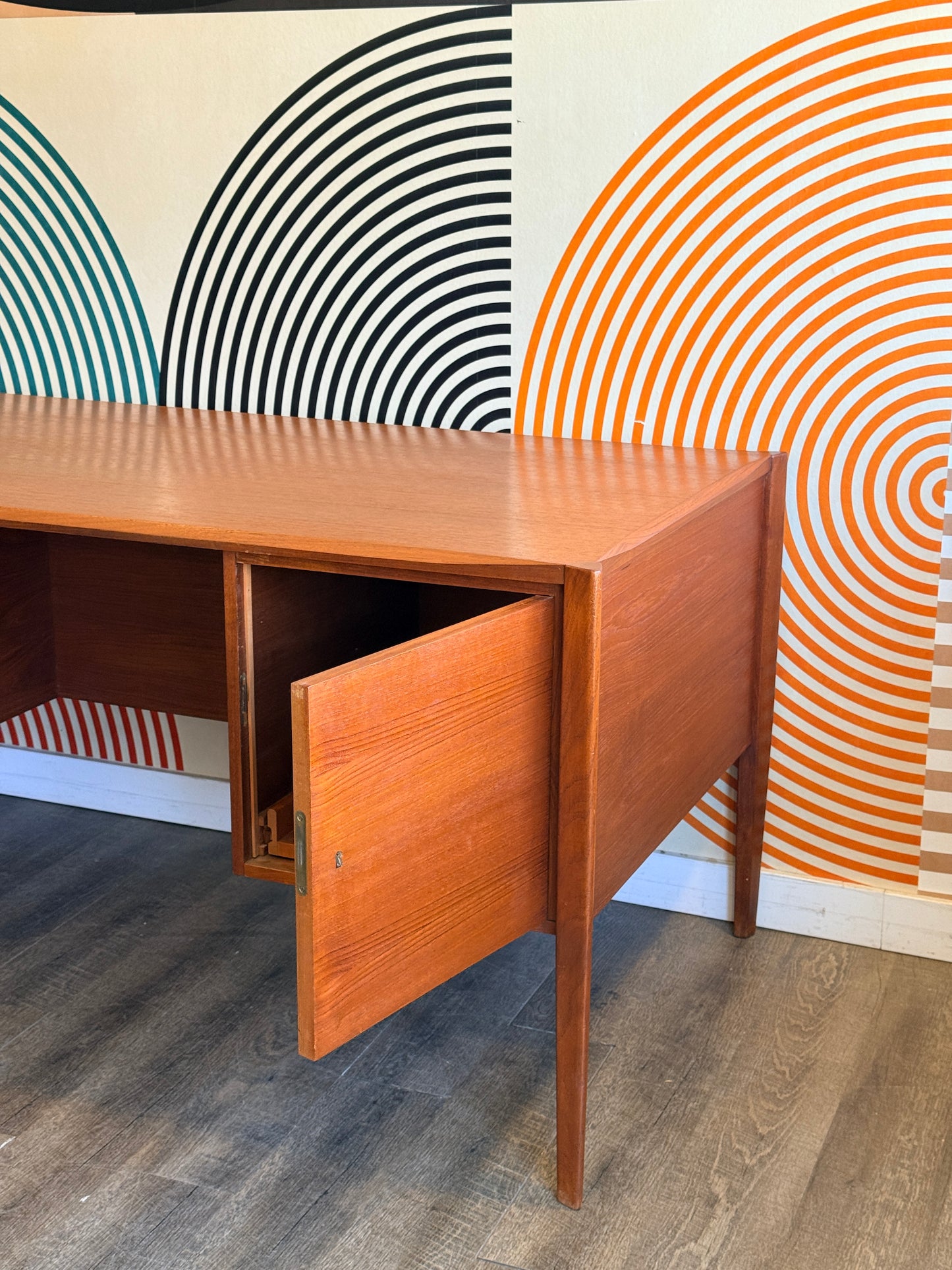 Vintage German Teak Desk by Wilhelm Renz, 1960s