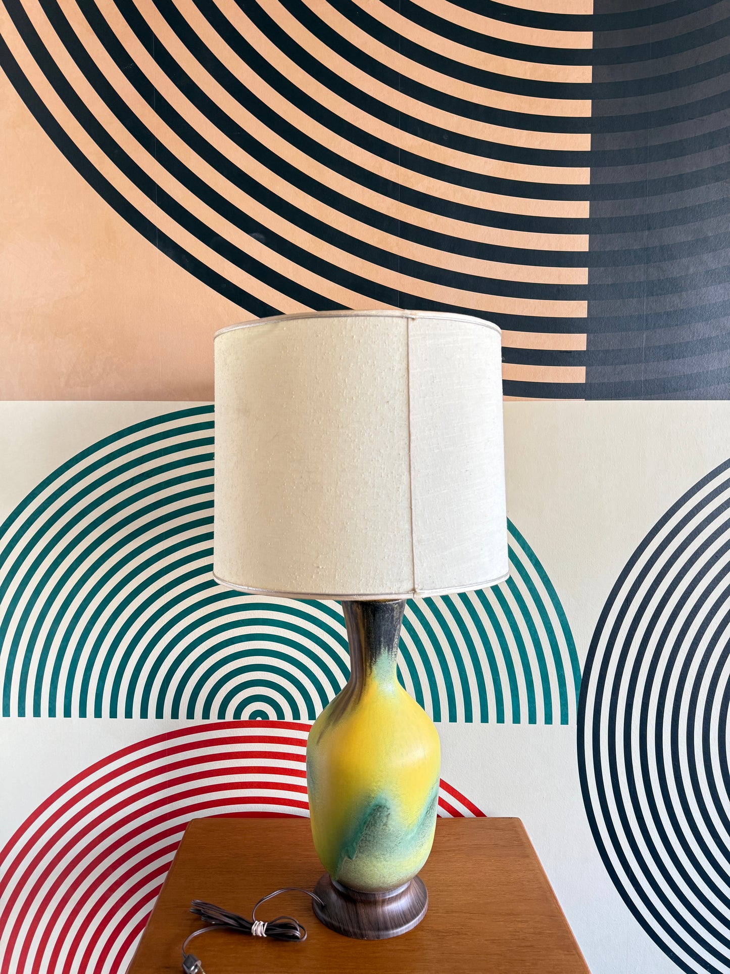 Large Vintage Midcentury Modern Ceramic Lamp