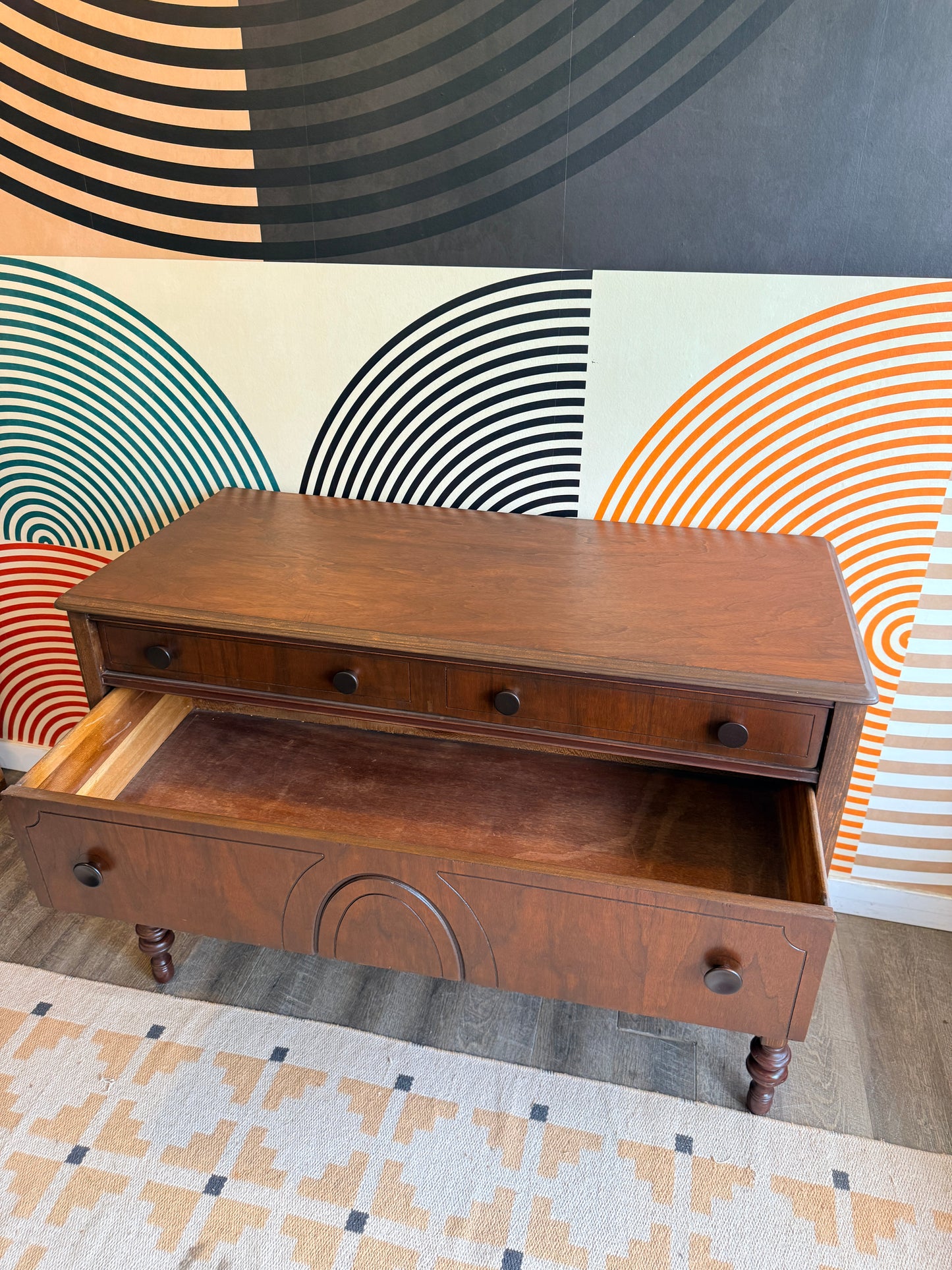 Vintage Chest of Drawers