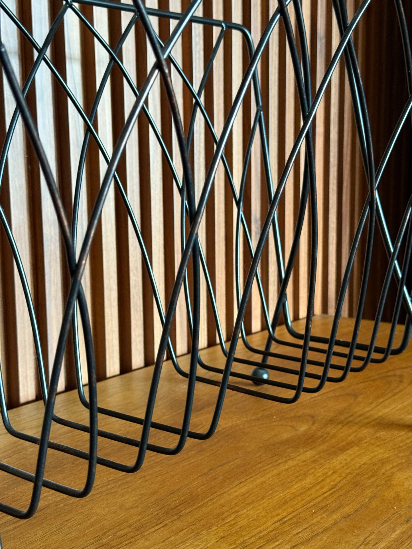 Vintage MCM Metal Magazine Rack