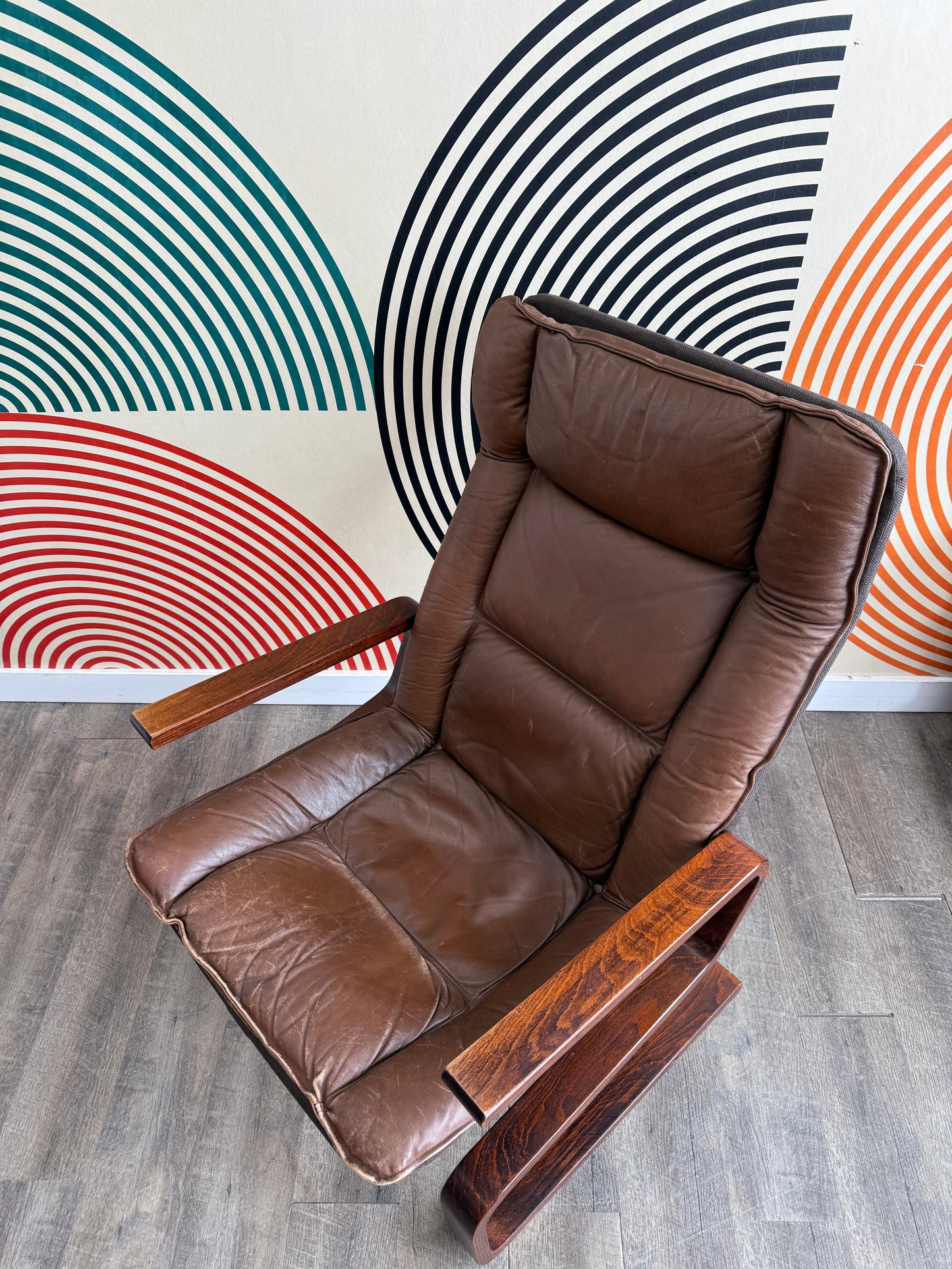 Vintage Westnofa Cantilever Lounge Chair