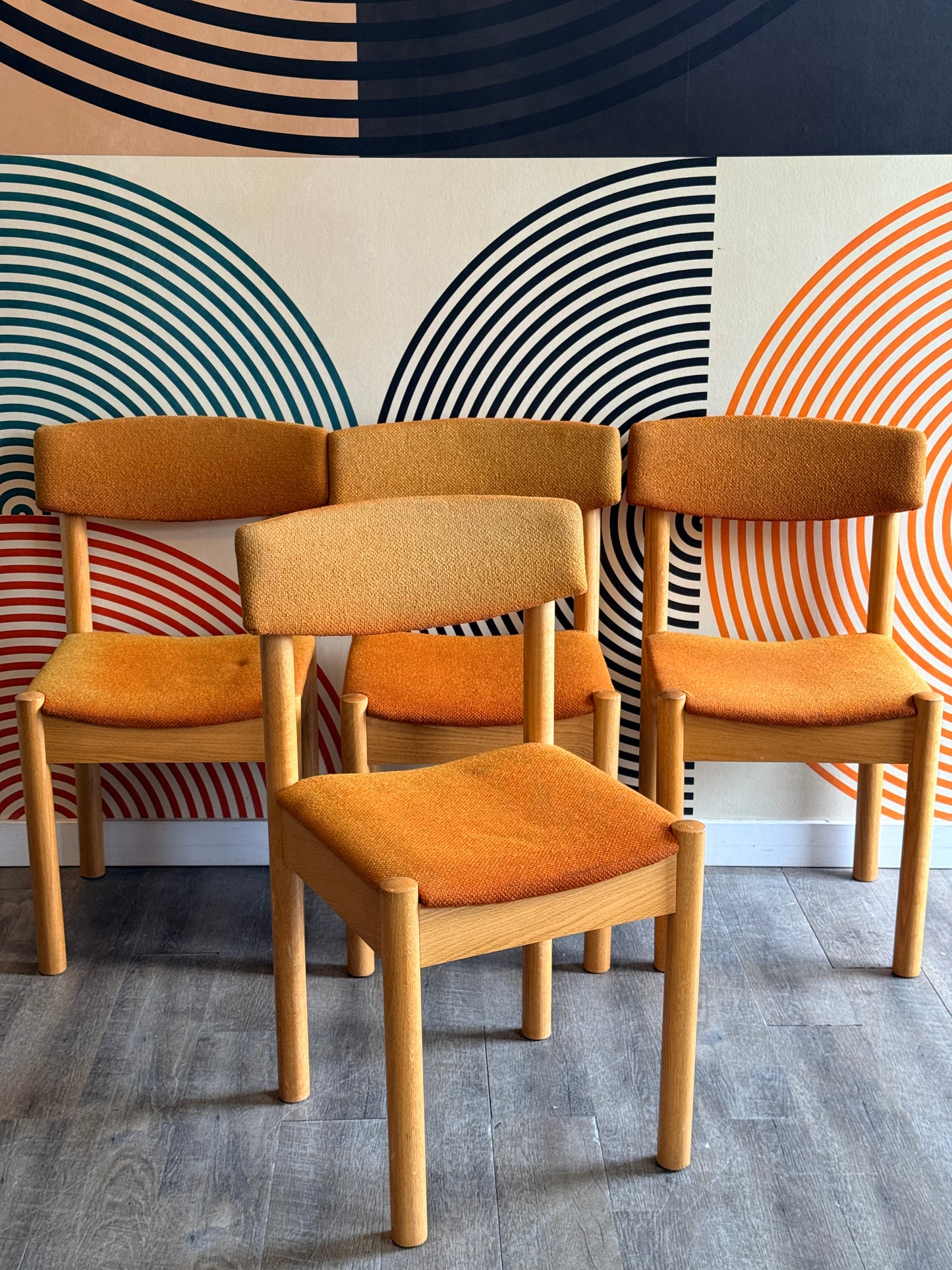 Midcentury Modern Set of 4 Oak Chairs