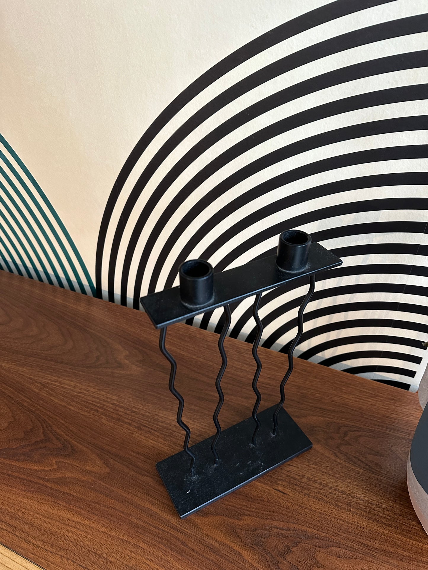 Vintage Black Metal Wavy Candle Holder (Heavy)
