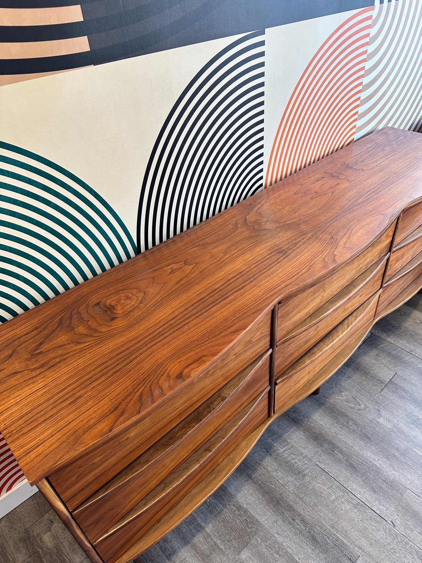 Vintage Scalloped Top Walnut 9 Drawer Dresser