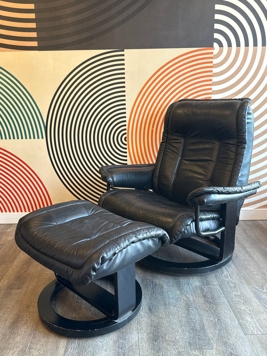 Vintage ChairWorx Leather Recliner & Ottoman