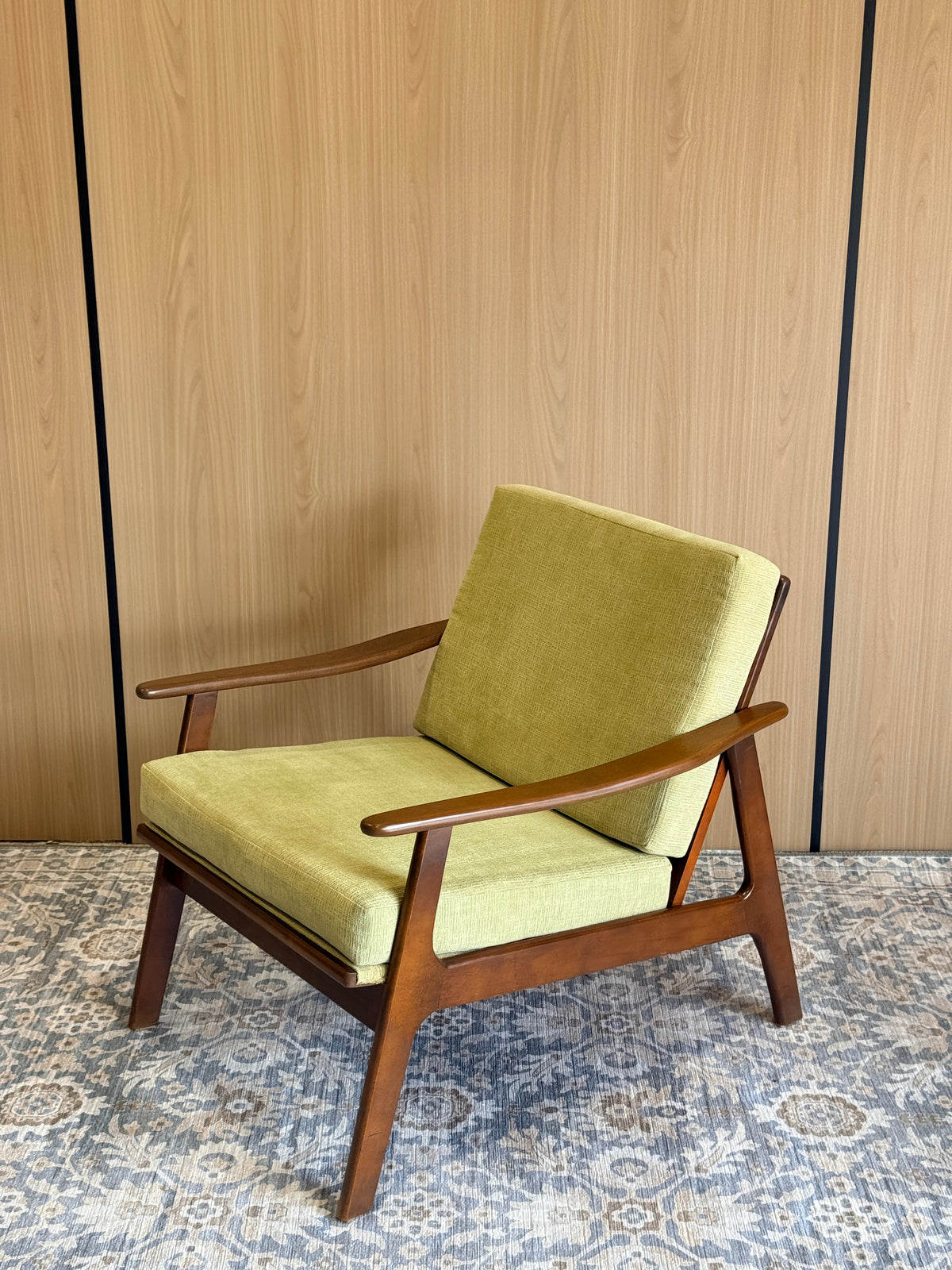 Vintage Midcentury Modern Walnut Lounge Chair