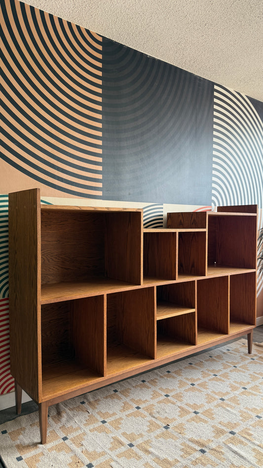 Vintage Oak Bookcase / Display Shelf