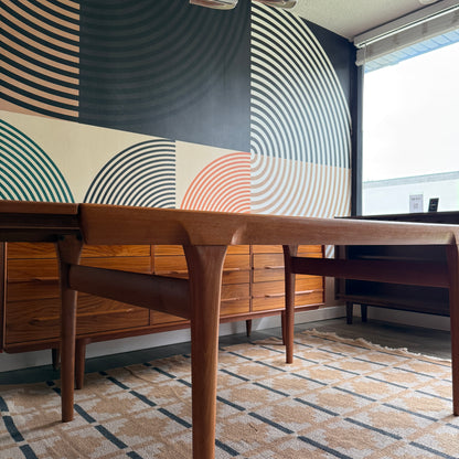 Danish Expanding Teak Dining Table by Faarup Mobelfabrik