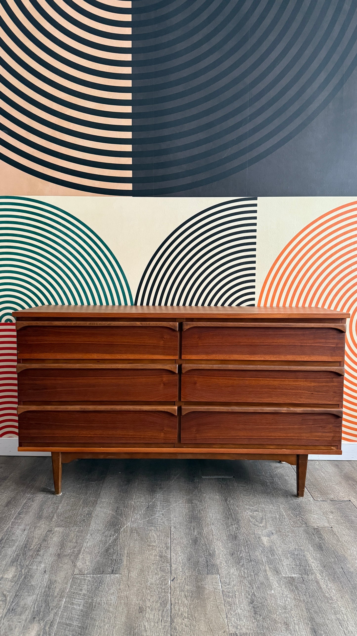 Vintage Walnut 6 Drawer Dresser with Sculpted Handles