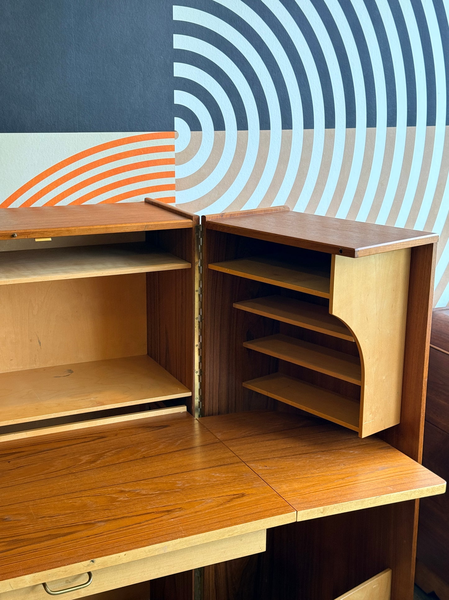 “Magic Box” Desk by Mummenthaler & Meier