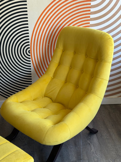 Vintage Yellow Westnofa Lounge Chair with Ottoman