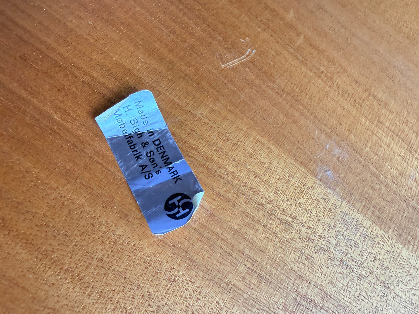 Extendable Round Teak Dining Table by H.Sigh and Sons Mobelfabrik with 2 Leaves