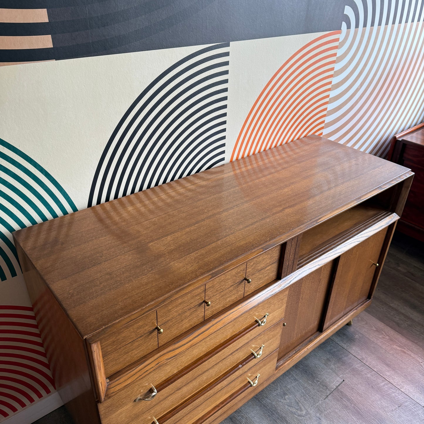 Vintage Oak Sideboard by Victoriaville Furniture