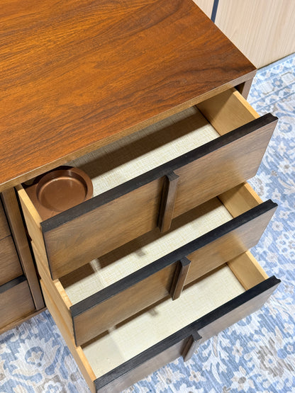 Vintage Walnut 9-Drawer Dresser by Deilcraft