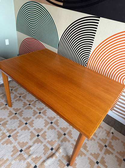 Vejle Stole Extendable Teak Dining Table