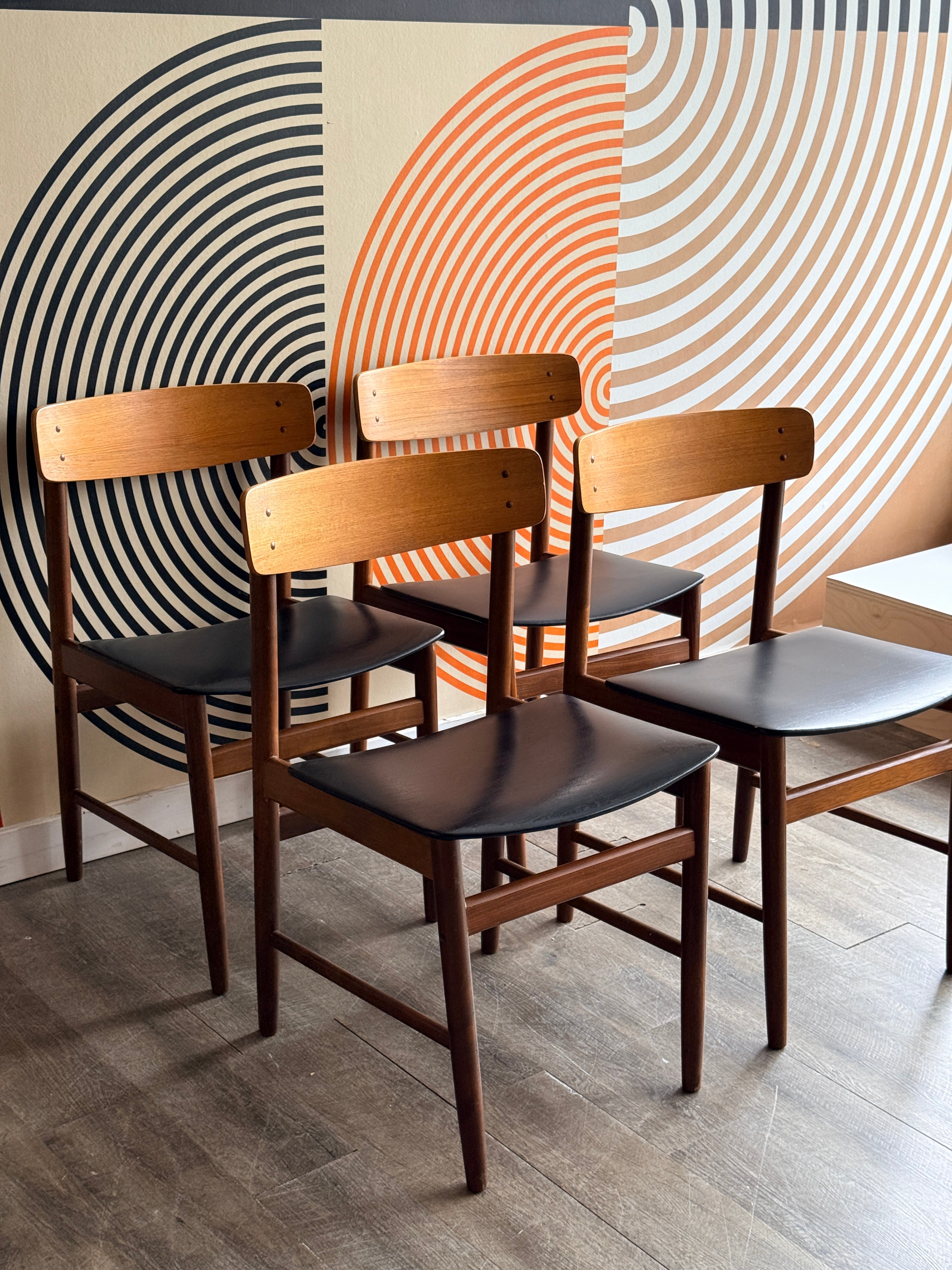 Seating – DDStudiosLoft