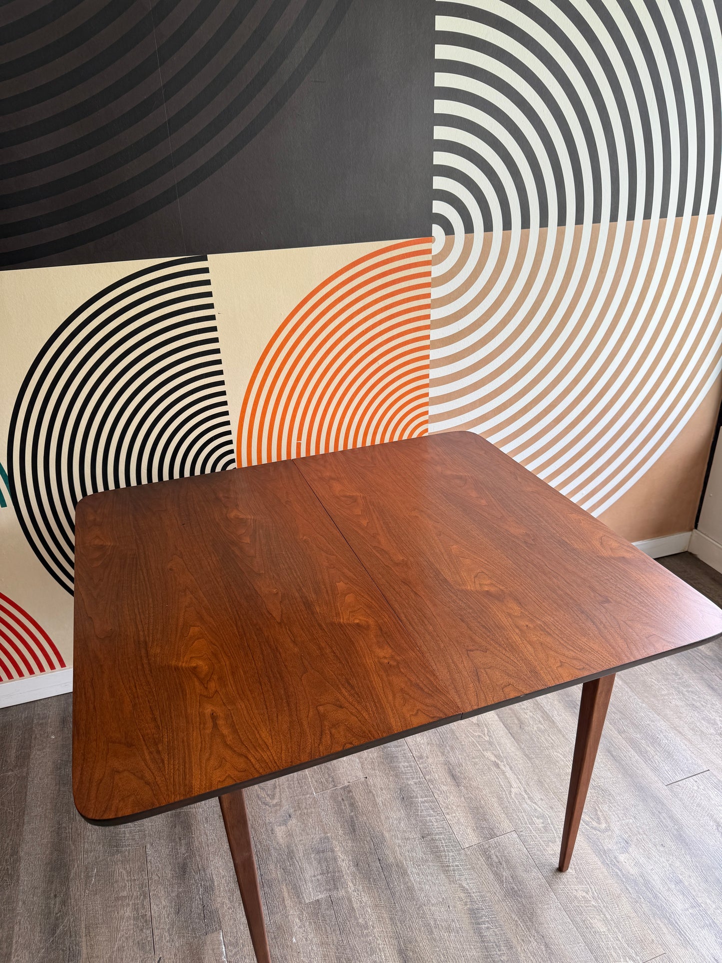 Extendable Vintage Honderich Walnut Dining Table