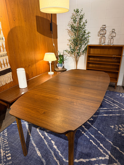 Vintage Walnut Dining Table with 2 Leaves