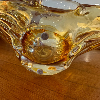 Vintage Chalet Art Glass Centrepiece