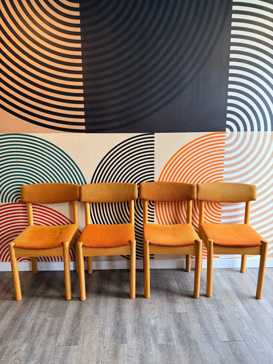 Midcentury Modern Set of 4 Oak Chairs
