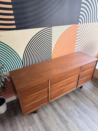 Vintage Mid-Century Walnut 9-Drawer Dresser