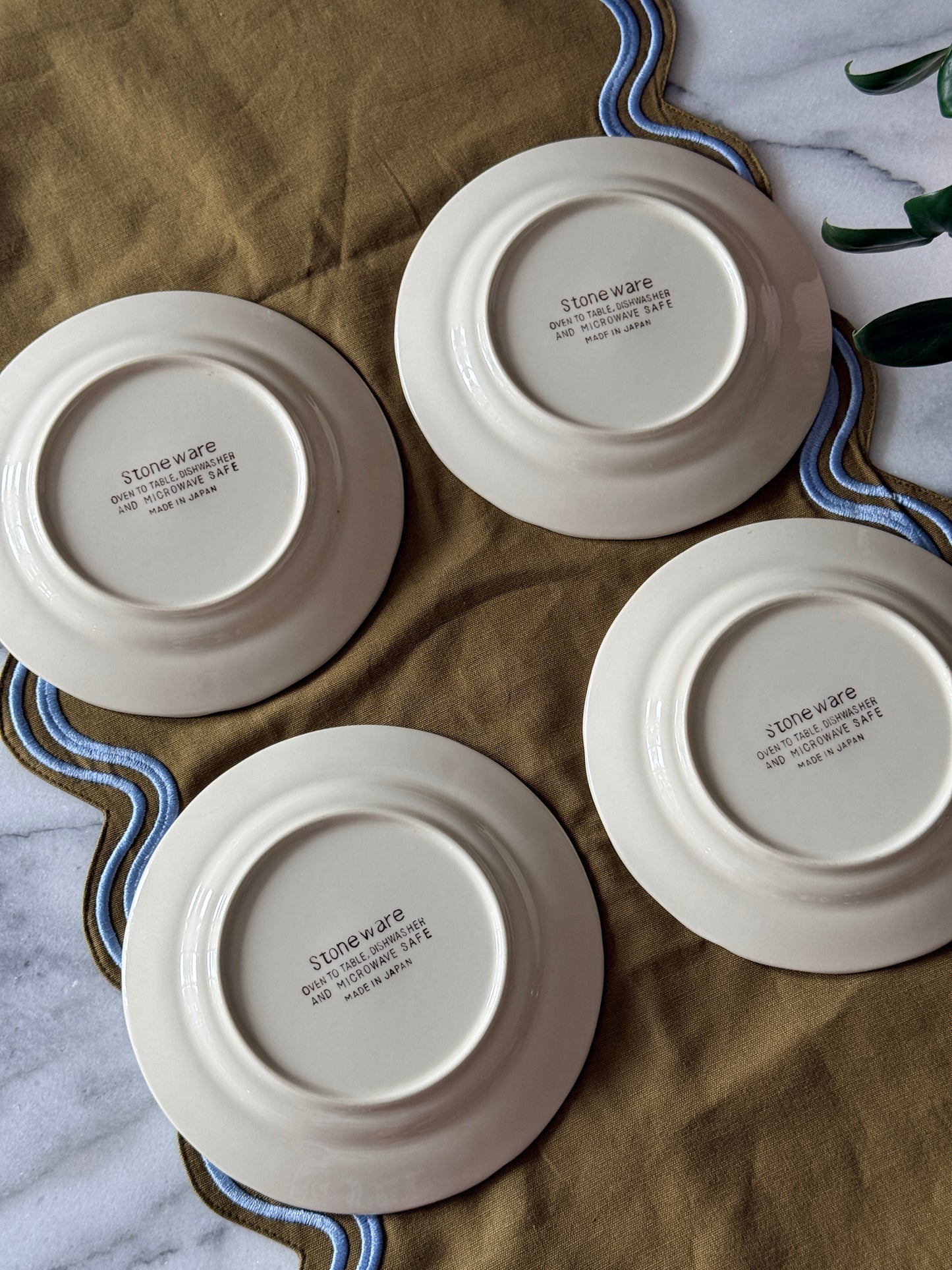 Set of 4 Vintage Cottage Stoneware Plates 7.5”