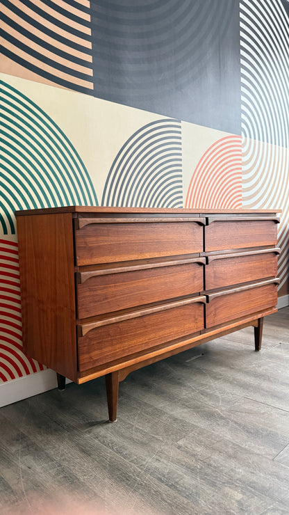 Vintage Walnut 6 Drawer Dresser with Sculpted Handles