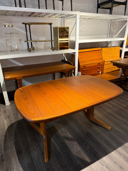 Vintage Extendable Teak Dining Table by Nordic Furniture