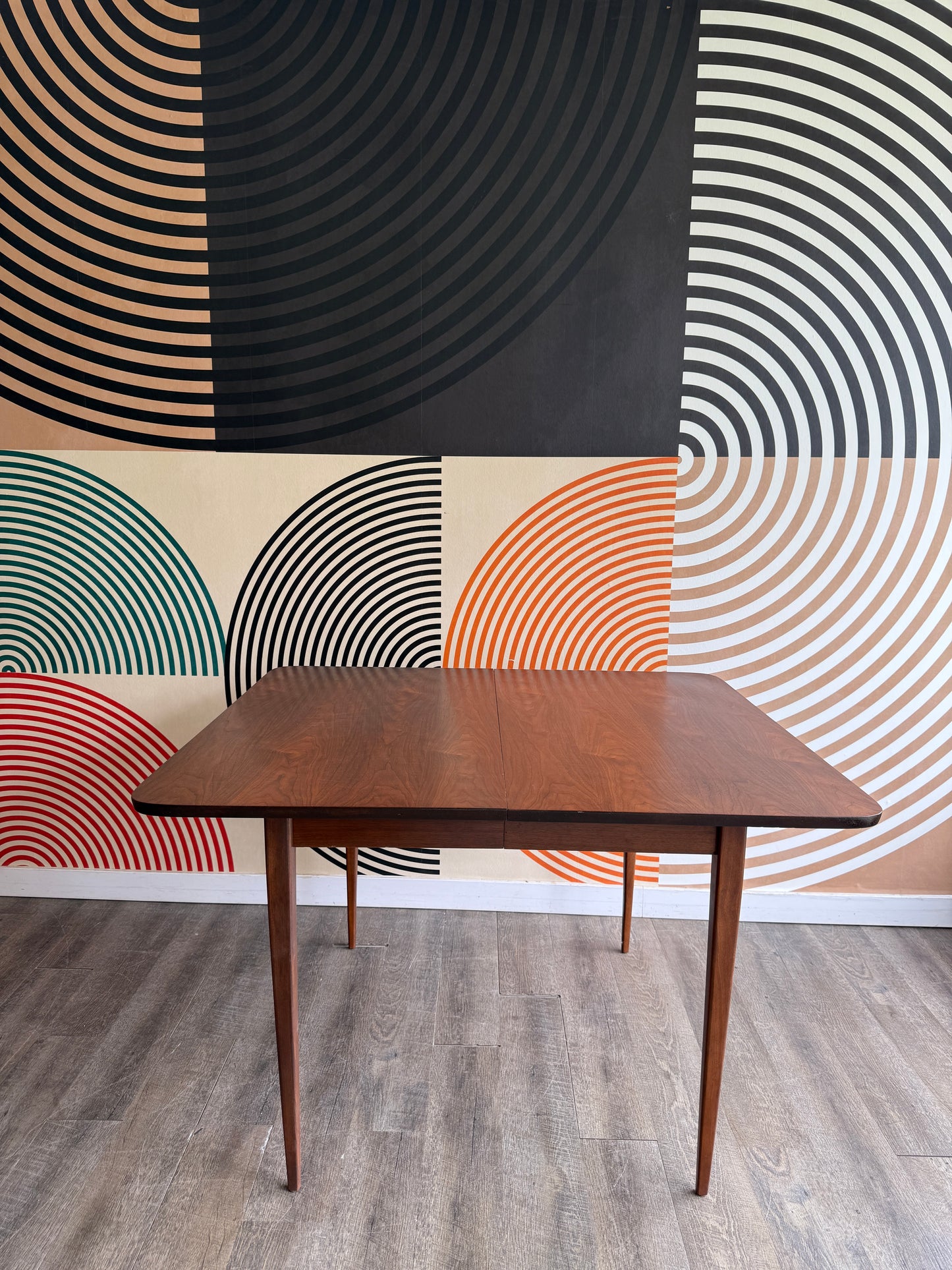Extendable Vintage Honderich Walnut Dining Table