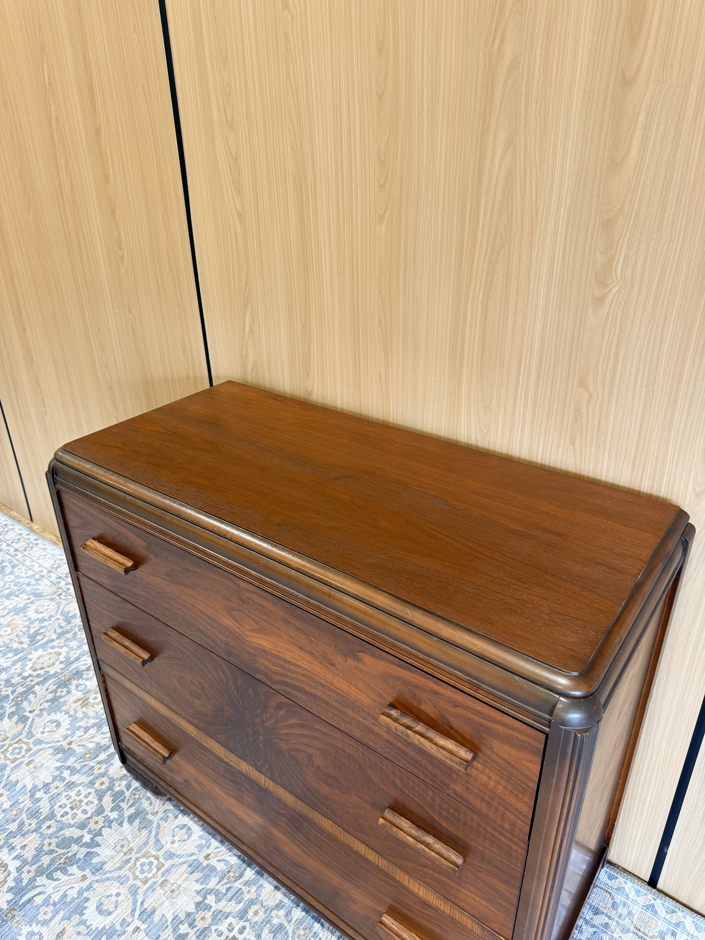 Vintage Art Deco Chest of Drawers