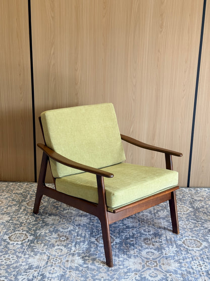 Vintage Midcentury Modern Walnut Lounge Chair