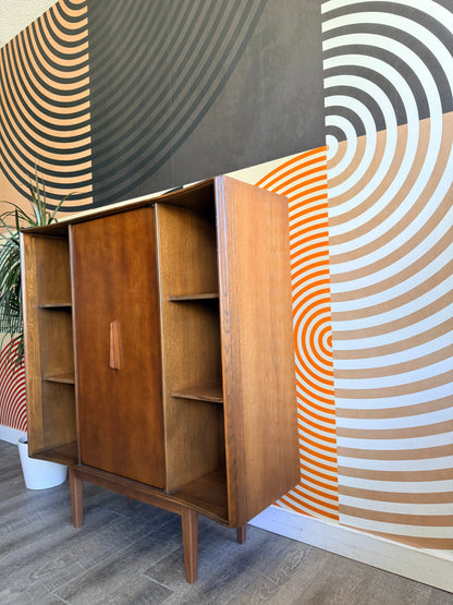 Vintage Mid-Century Deilcraft Walnut Display Cabinet