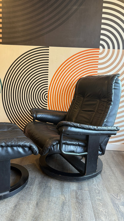 Vintage ChairWorx Leather Recliner & Ottoman