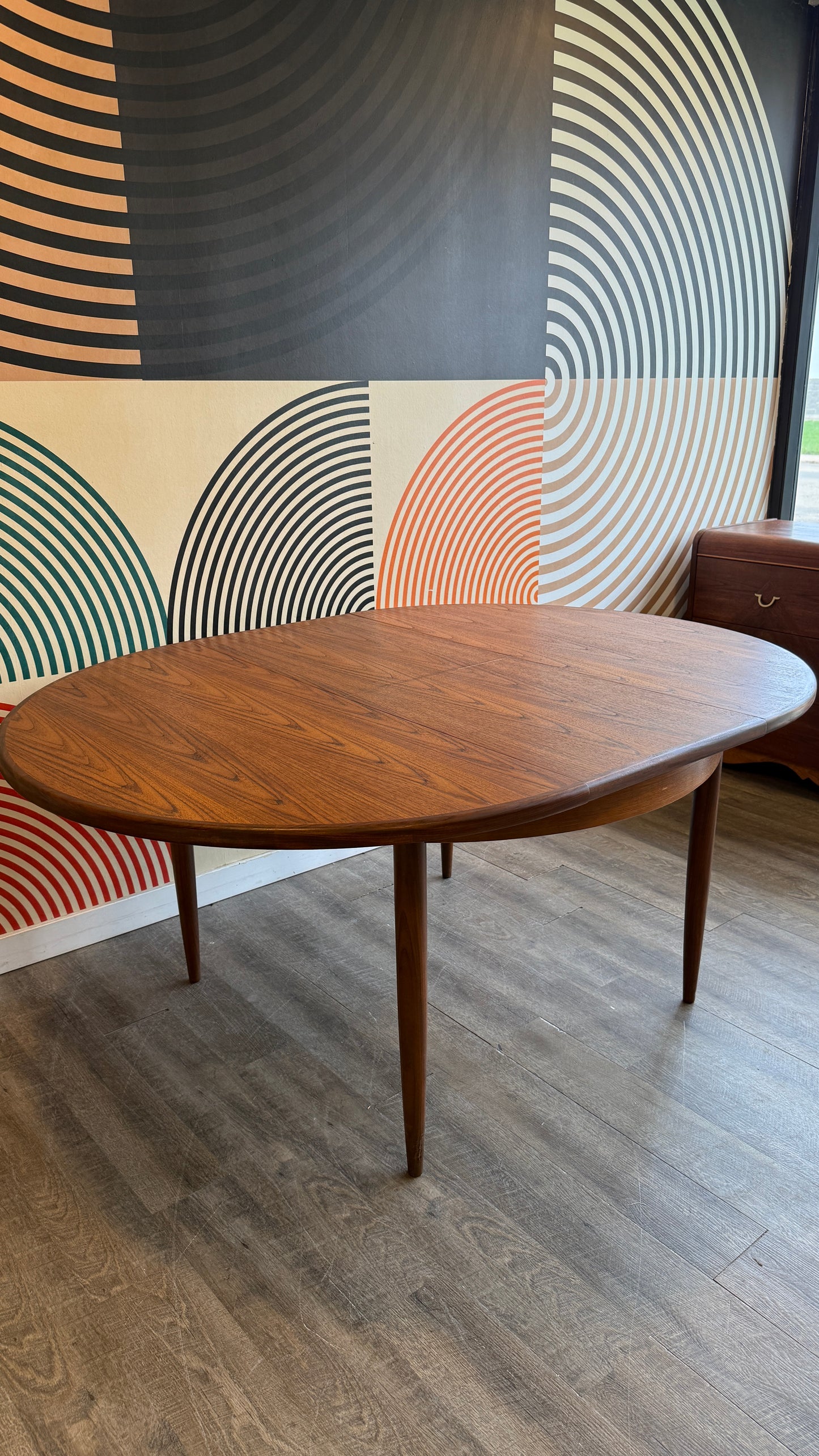 Vintage G-Plan Teak Round Butterfly Leaf Dining Table
