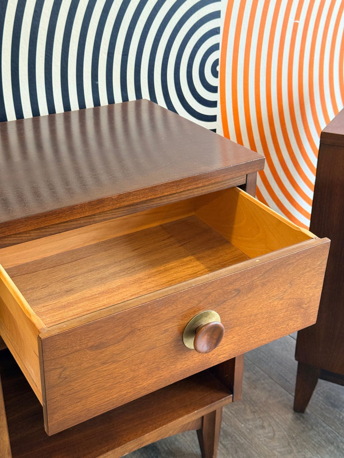 Pair of Vintage Walnut Nightstands by Knechtel