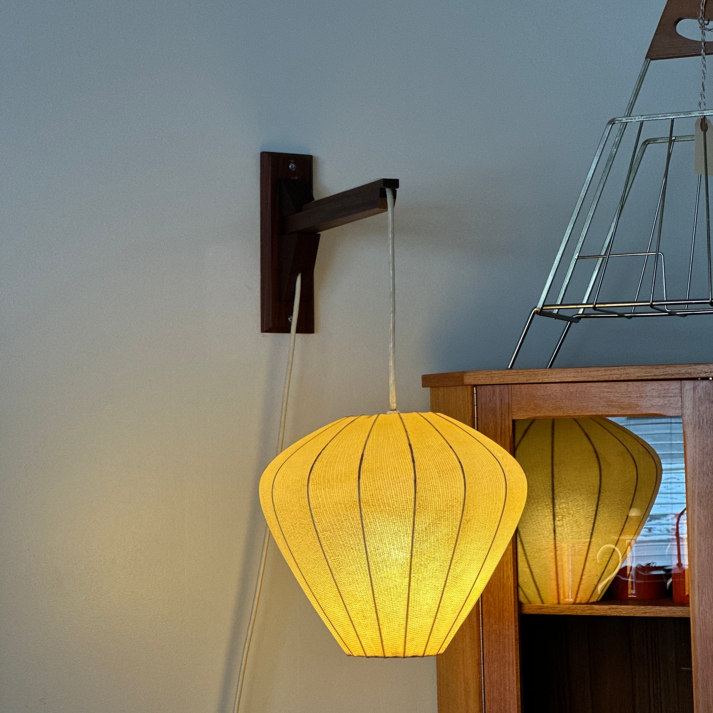 Vintage Swivel Teak Wall Lamp