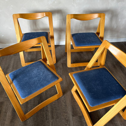 Folding Chairs by Henderson