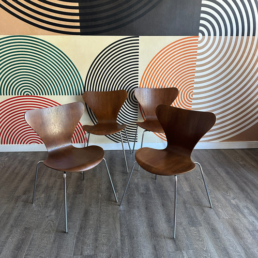 Arne Jacobsen for Fritz Hansen Series 7 Chairs