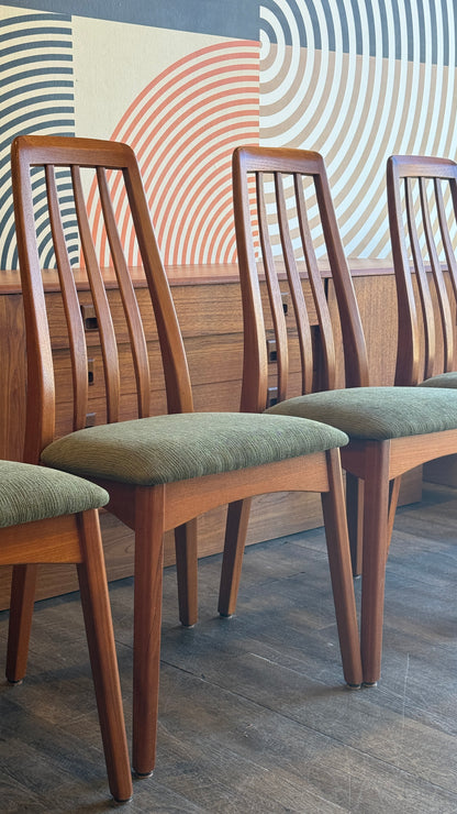 Set of 4 Vintage Teak Dining Chairs