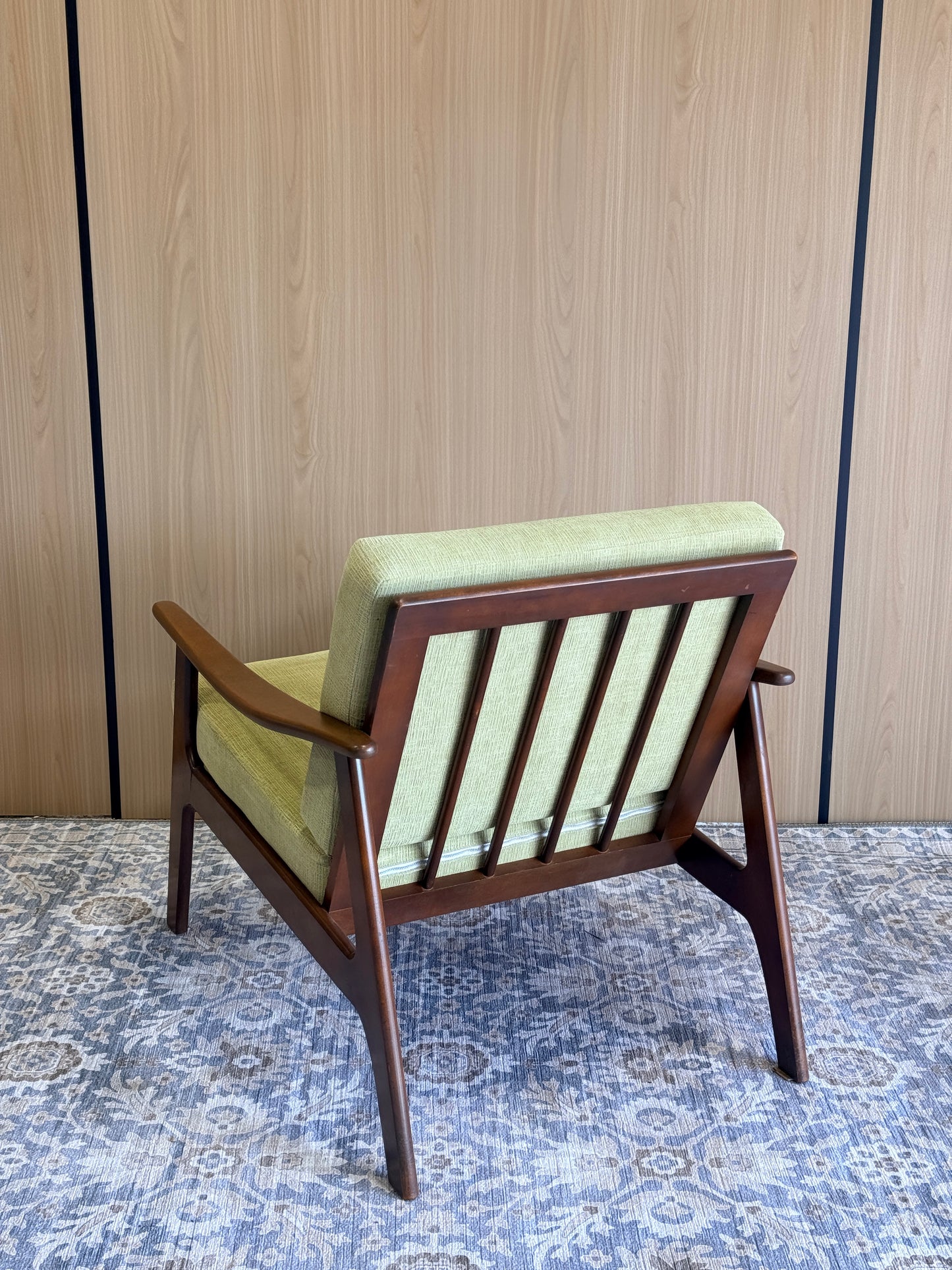 Vintage Midcentury Modern Walnut Lounge Chair