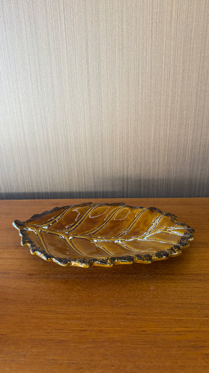 Atico Leaf Plate