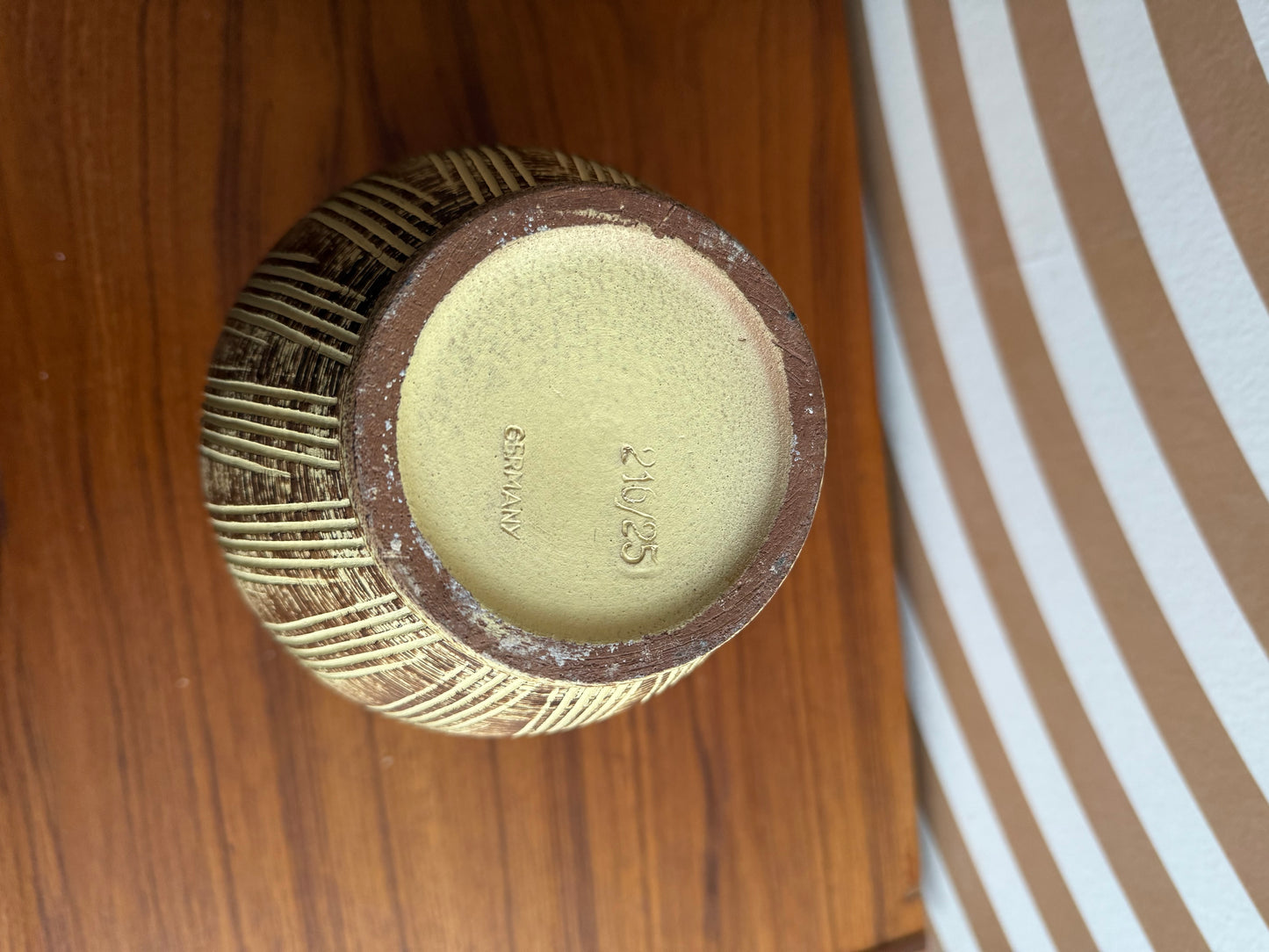 Vintage West German 216-25 Vase