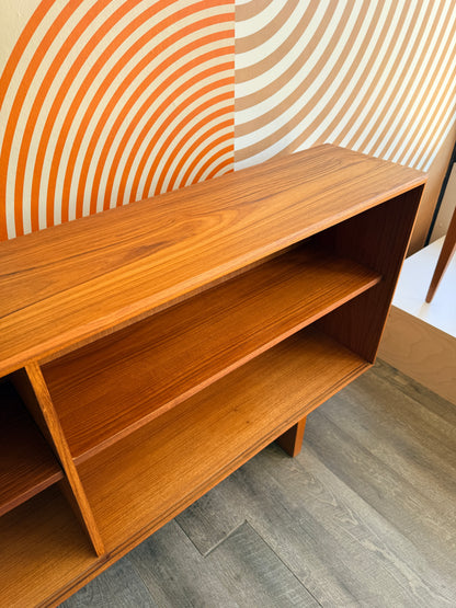 Vintage Teak Bookcase/Display Cabinet