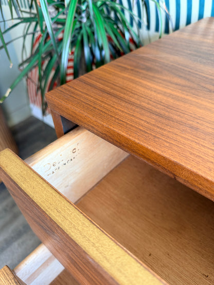 Vintage Walnut 6 Drawer Dresser by Deilcraft