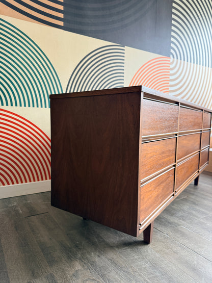 Vintage Mid-Century Walnut 9-Drawer Dresser