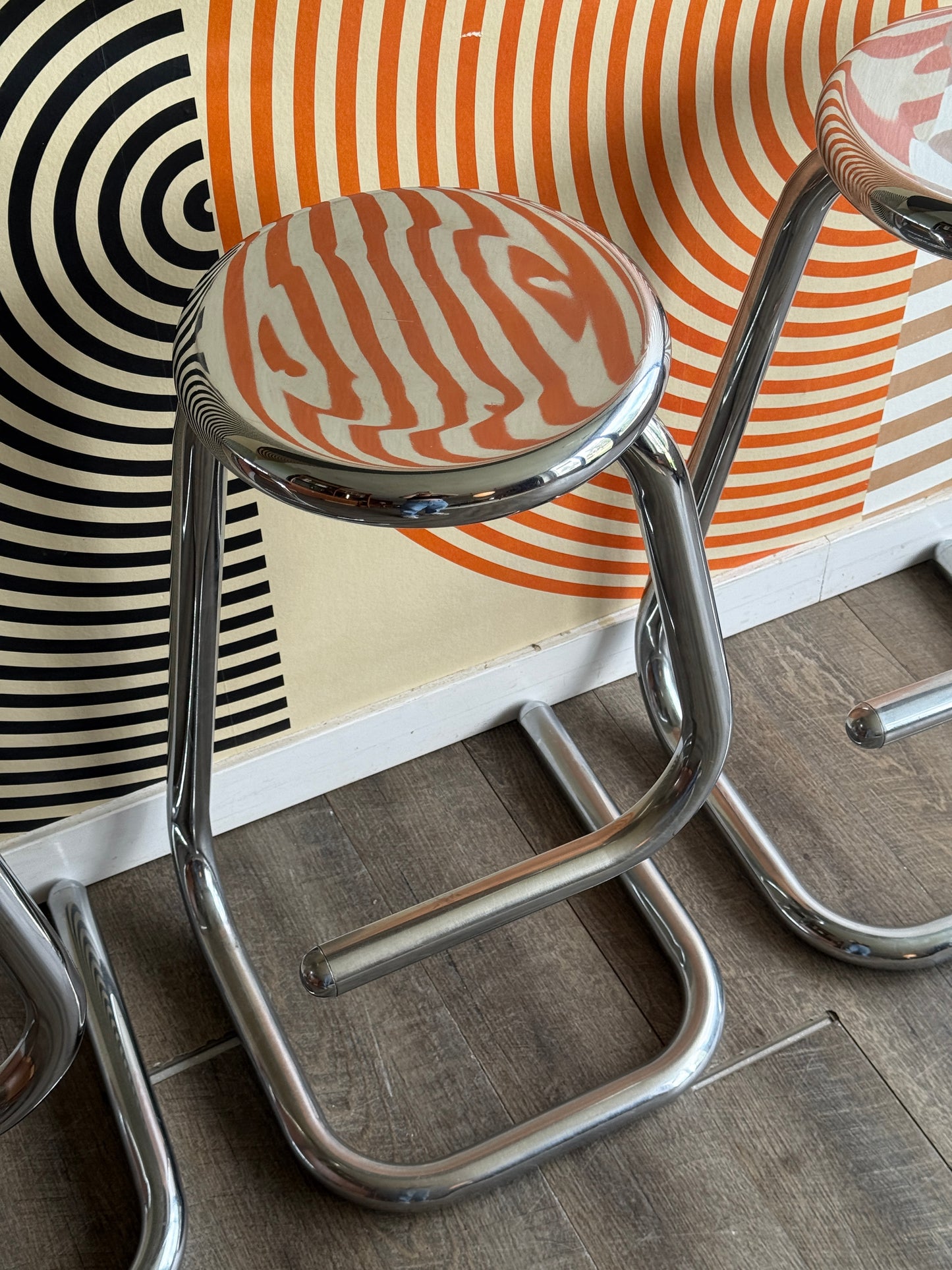 Set of 3 Chrome Paper Clip Bar Stools