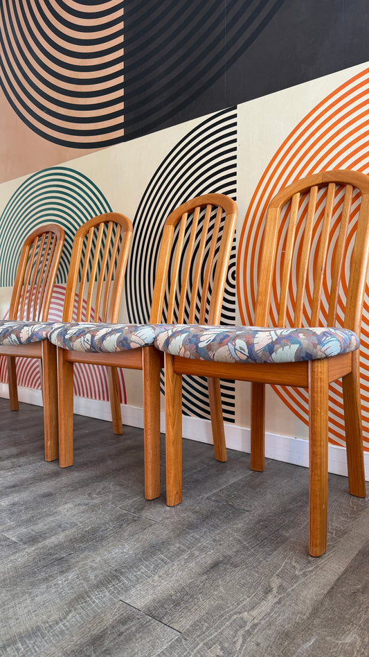 Set of 4 Vintage Arch Teak Dining Chairs