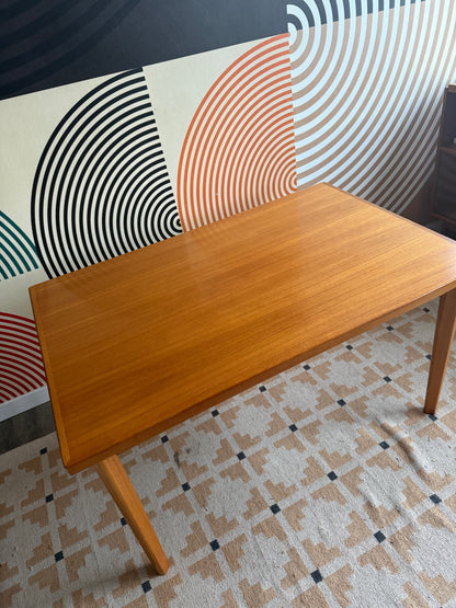 Vejle Stole Extendable Teak Dining Table
