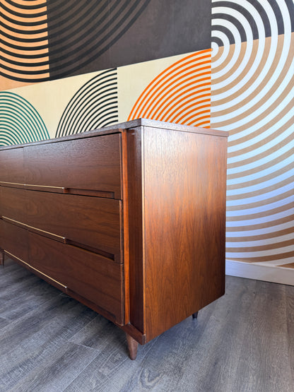 Vintage 6 Drawer Walnut Dresser by Viscol