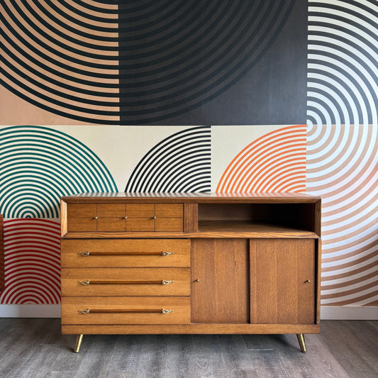 Vintage Oak Sideboard by Victoriaville Furniture